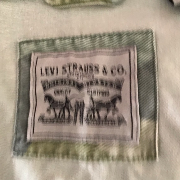 Levi’s Camo Utility Jacket Size Small - Picture 2 of 12